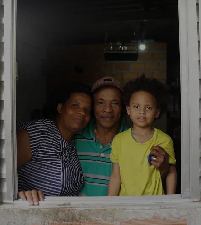 APADRINHE TRÊS FAMÍLIAS