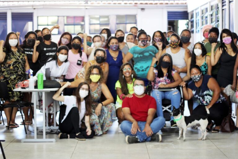 Visita inicial da equipe Gerando Falcões e Tia Stellinha na SETE, em Goiania.